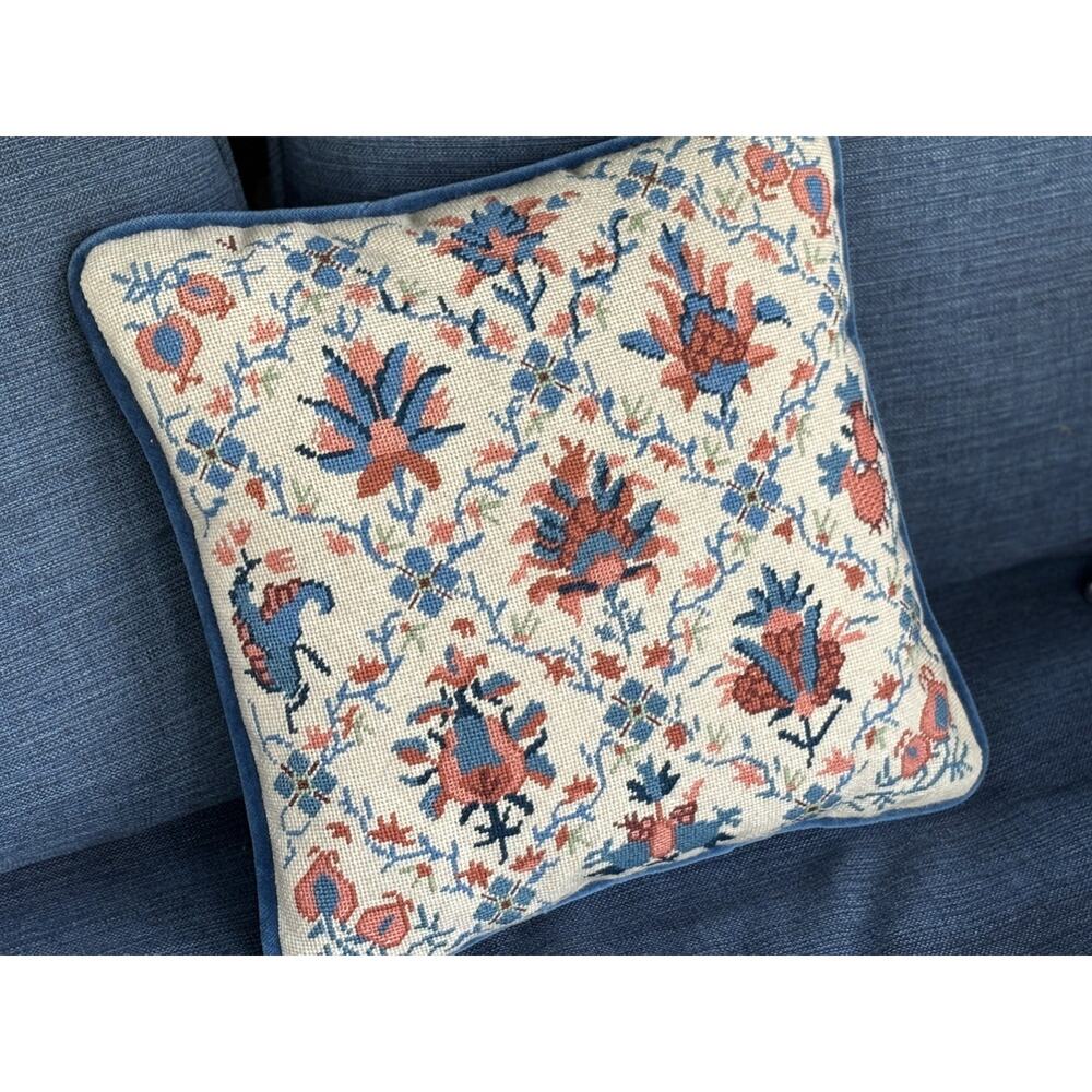 Vintage Handmade Aubusson Style 15x15’’ Petit Point Needlepoint Flower Pillow